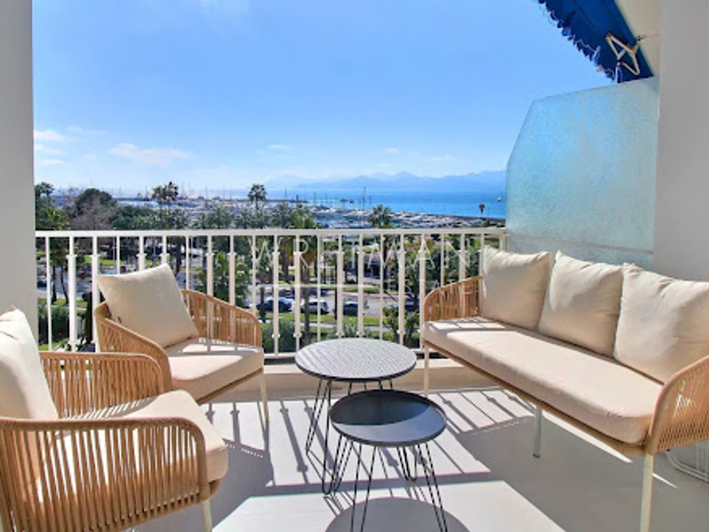 Appartement à vendre - 4 pièces - 99m2 - Cannes (06400)