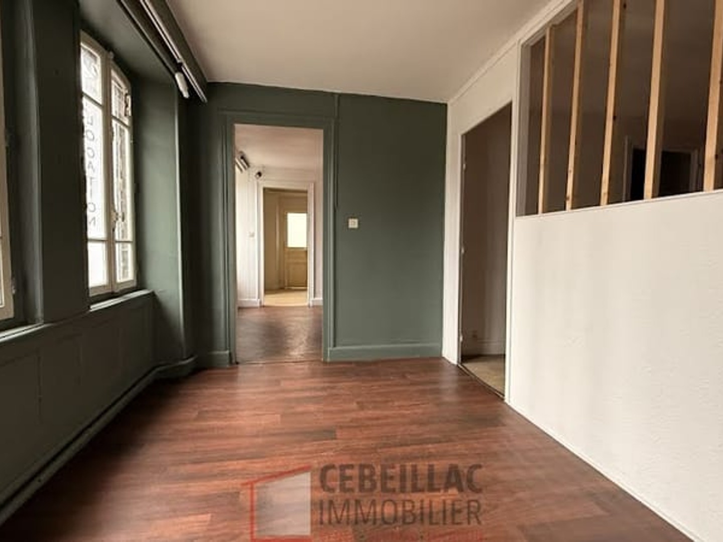 Local 75 m²