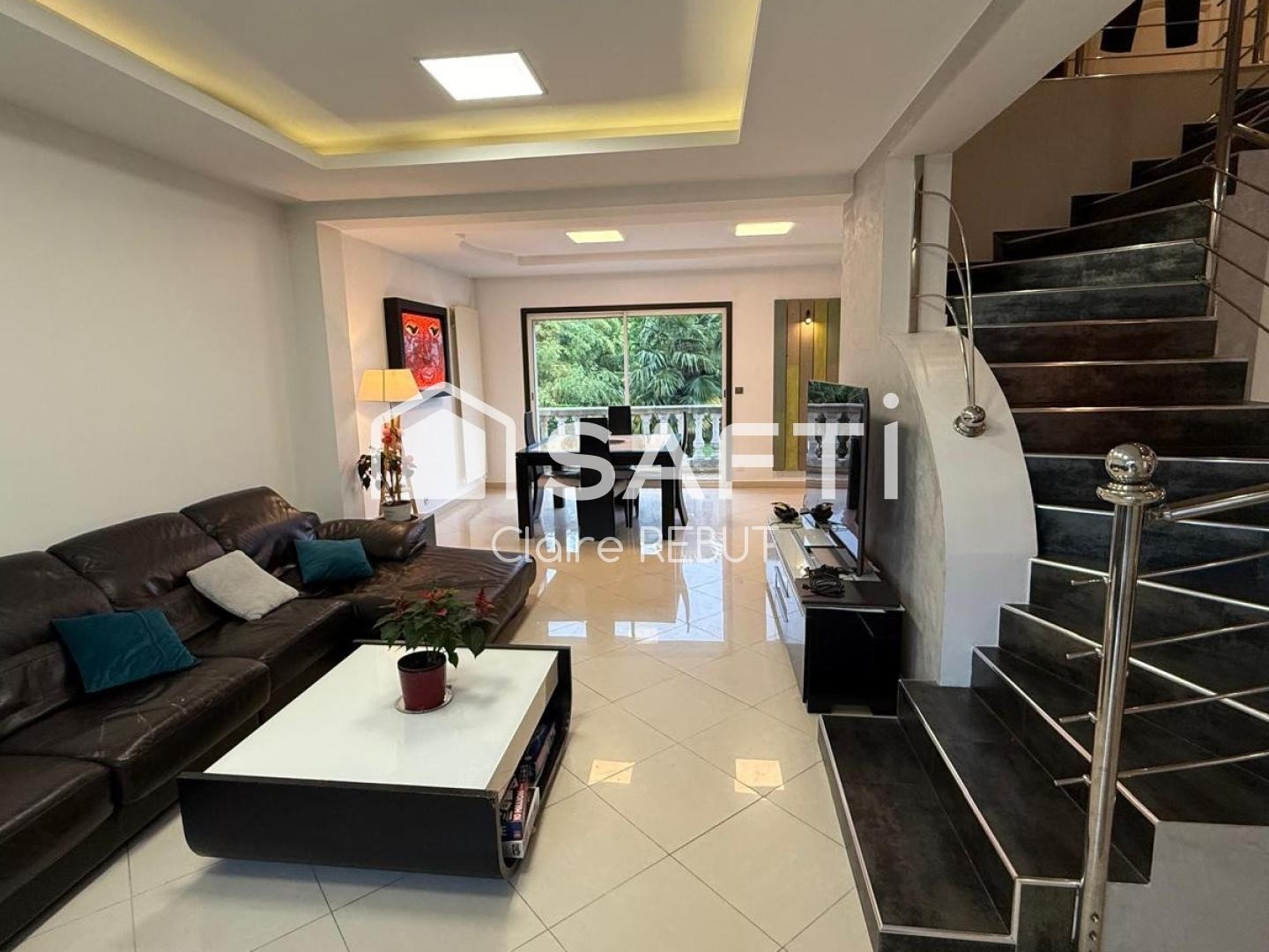 Maison à vendre - 7 pièces - 165m2 - Vaujours (93410)