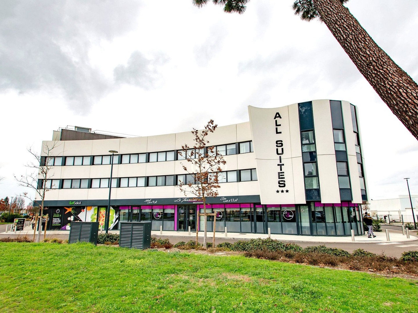 INVESTISSEMENT LOCATIF - Pessac - Résidence Affaires All Suites Pichet - Appart Hôtel Bordeaux-Pessac - 4,86 % de rentabilité