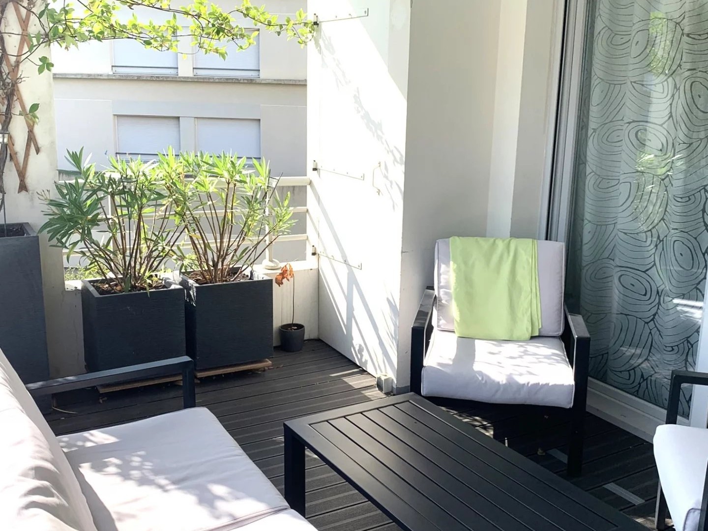 Valence - Proche Centre - T 3 Terrasse Garage