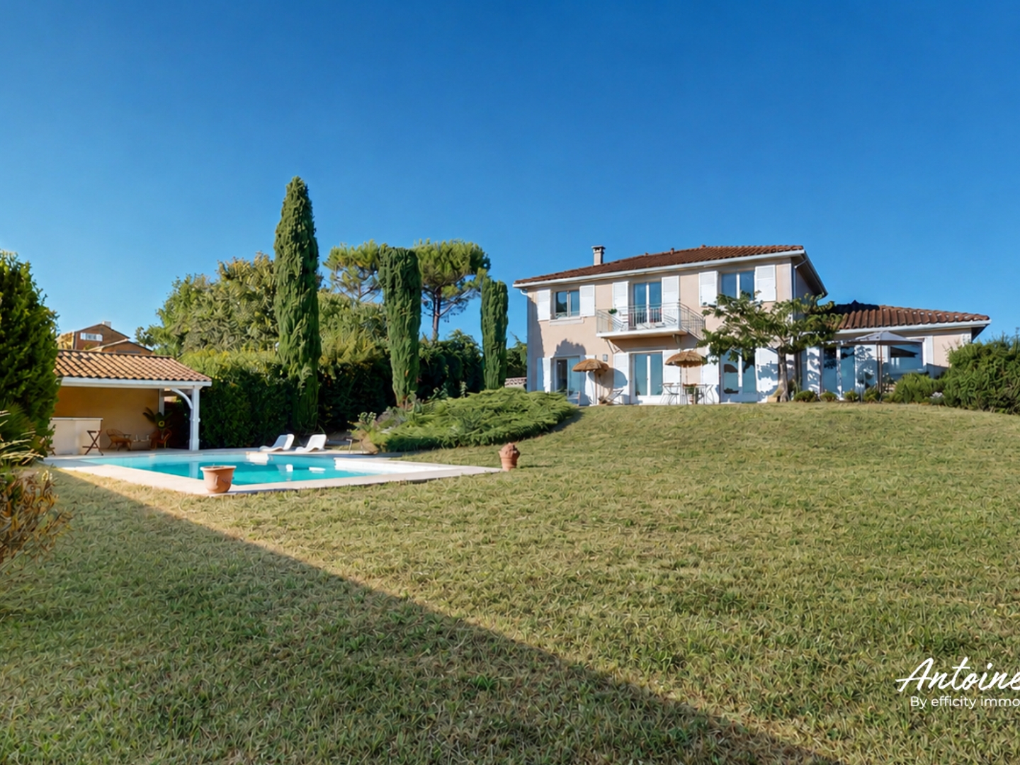 Maison 7 pièces 195 m²
