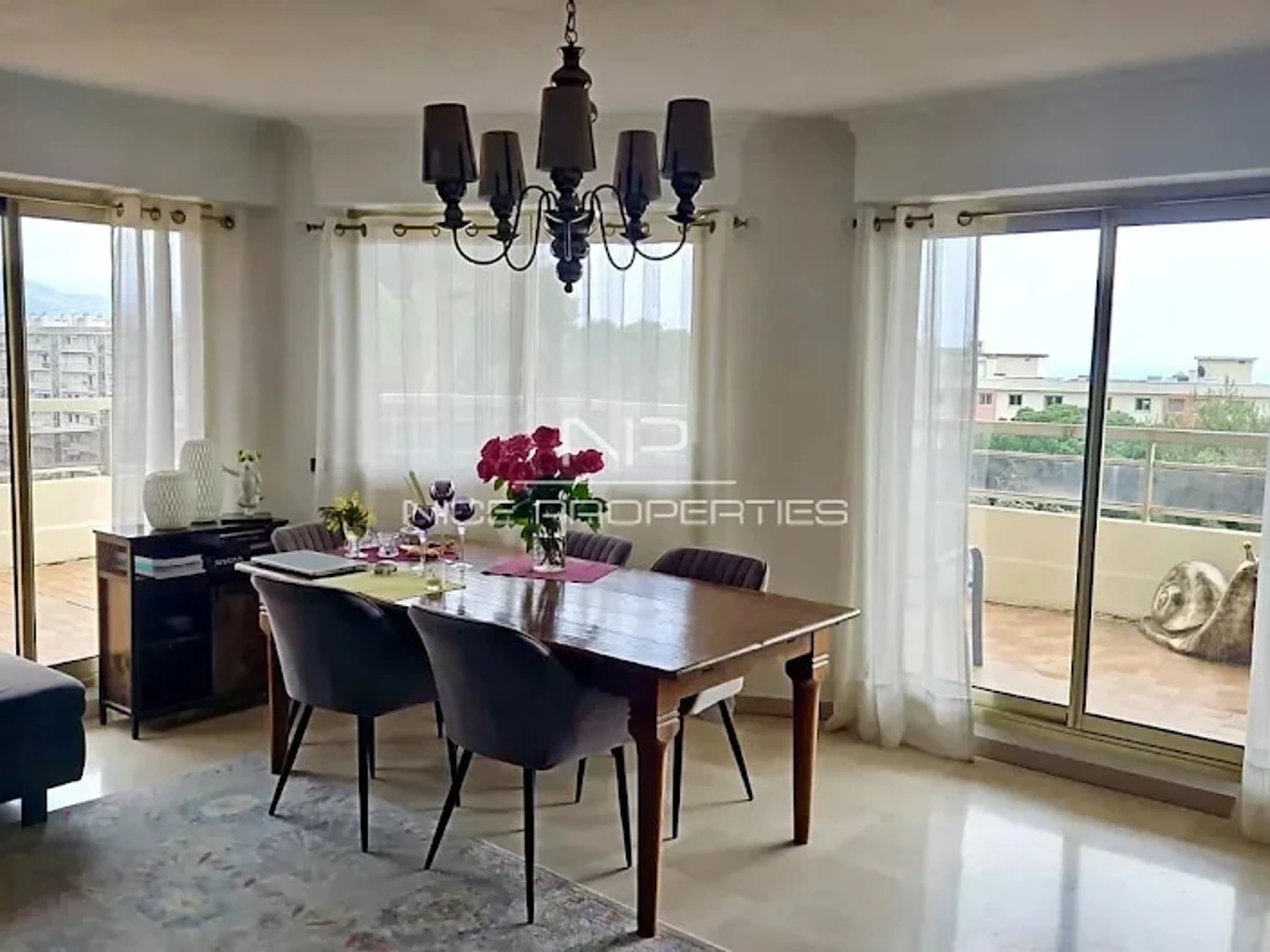 Appartement à vendre - 3 pièces - 77m2 - Nice (06200)