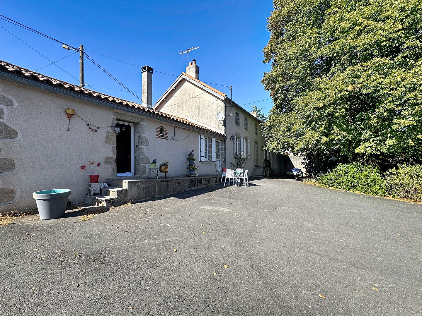 Maison à vendre - 4 pièces - 120m2 - Bressuire (79300)