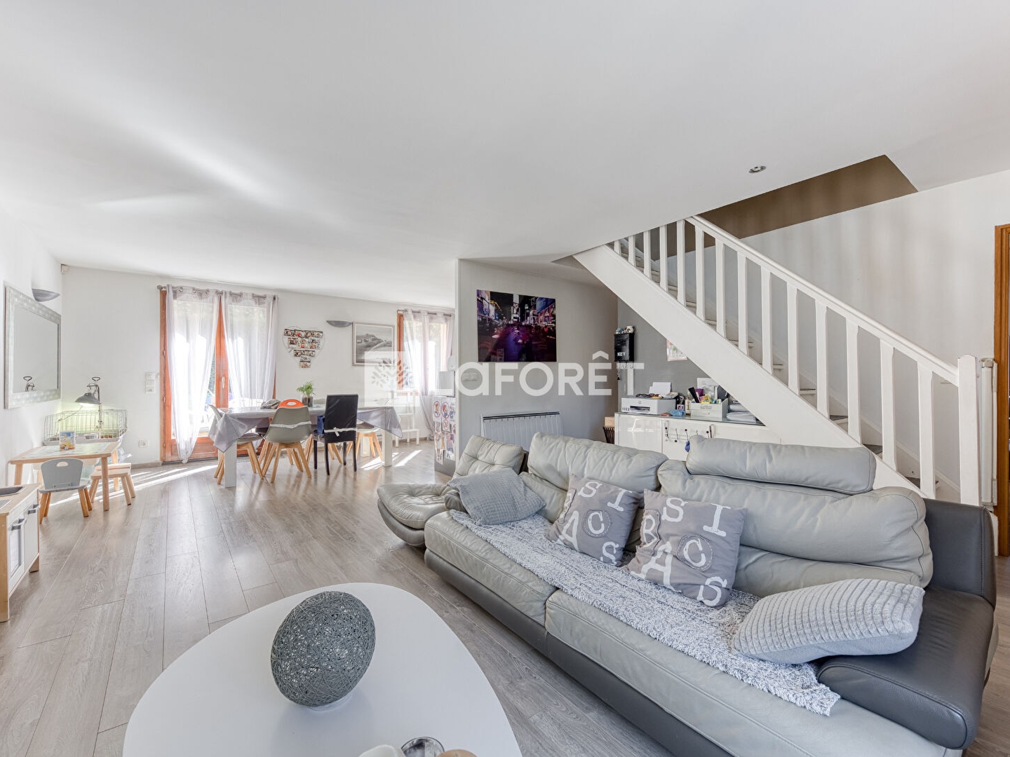 Maison à vendre - 6 pièces - 101m2 - Ozoir-La-Ferrière (77330)
