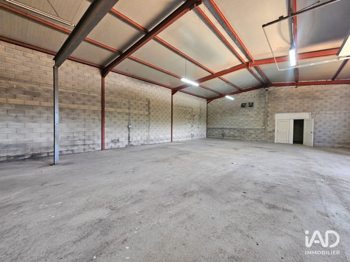 Immeuble à vendre - 400m2 - Paulhan (34230)