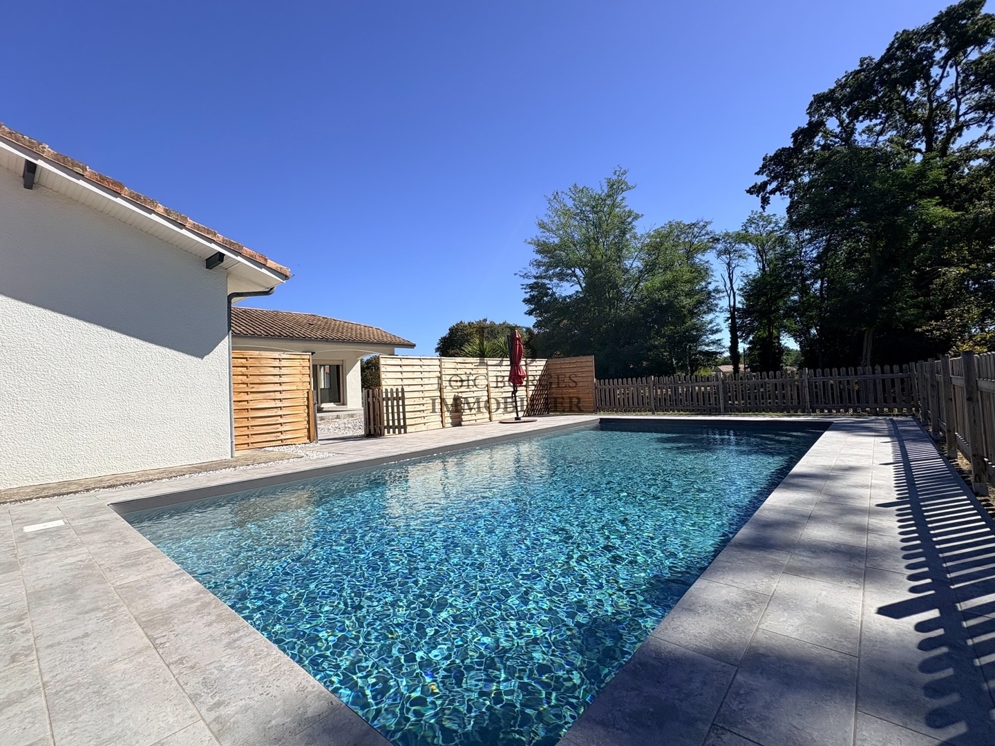 Maison à vendre - 7 pièces - 200m2 - Saint-Vincent-De-... (40990)