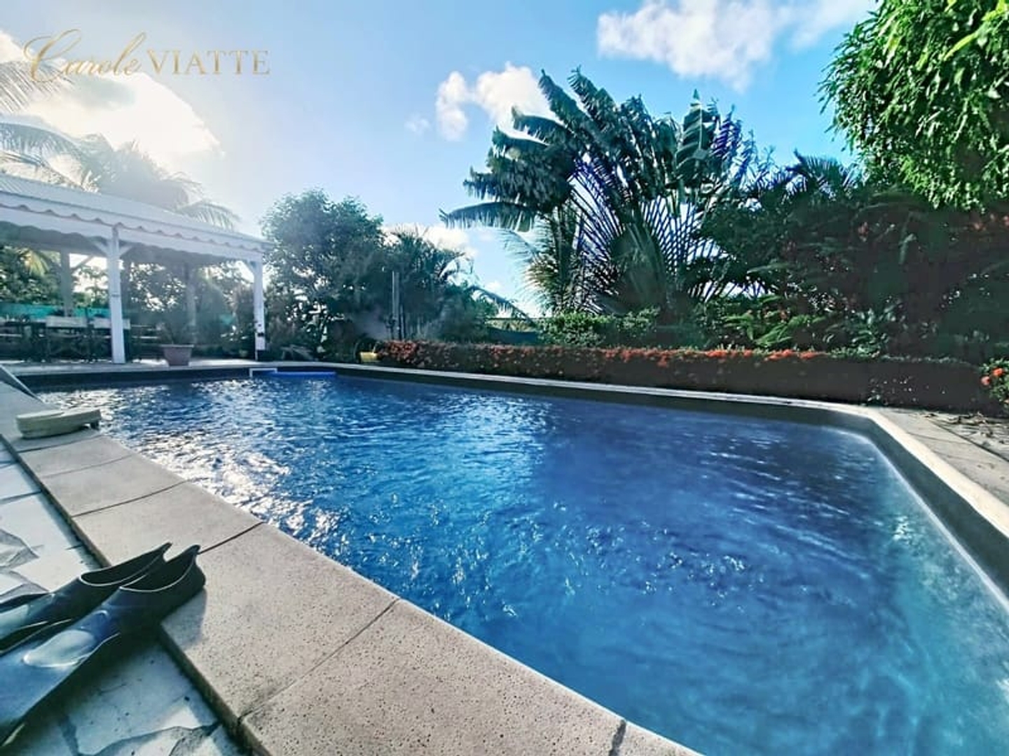 Maison à vendre - 7 pièces - 235m2 - Saint-François (97118)