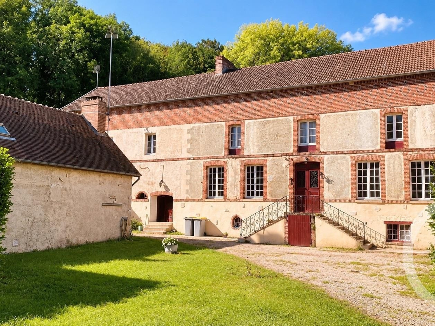 Maison 7 pièces 198 m²