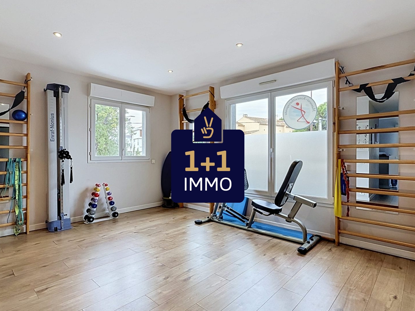 Beau local professionnel normes PMR