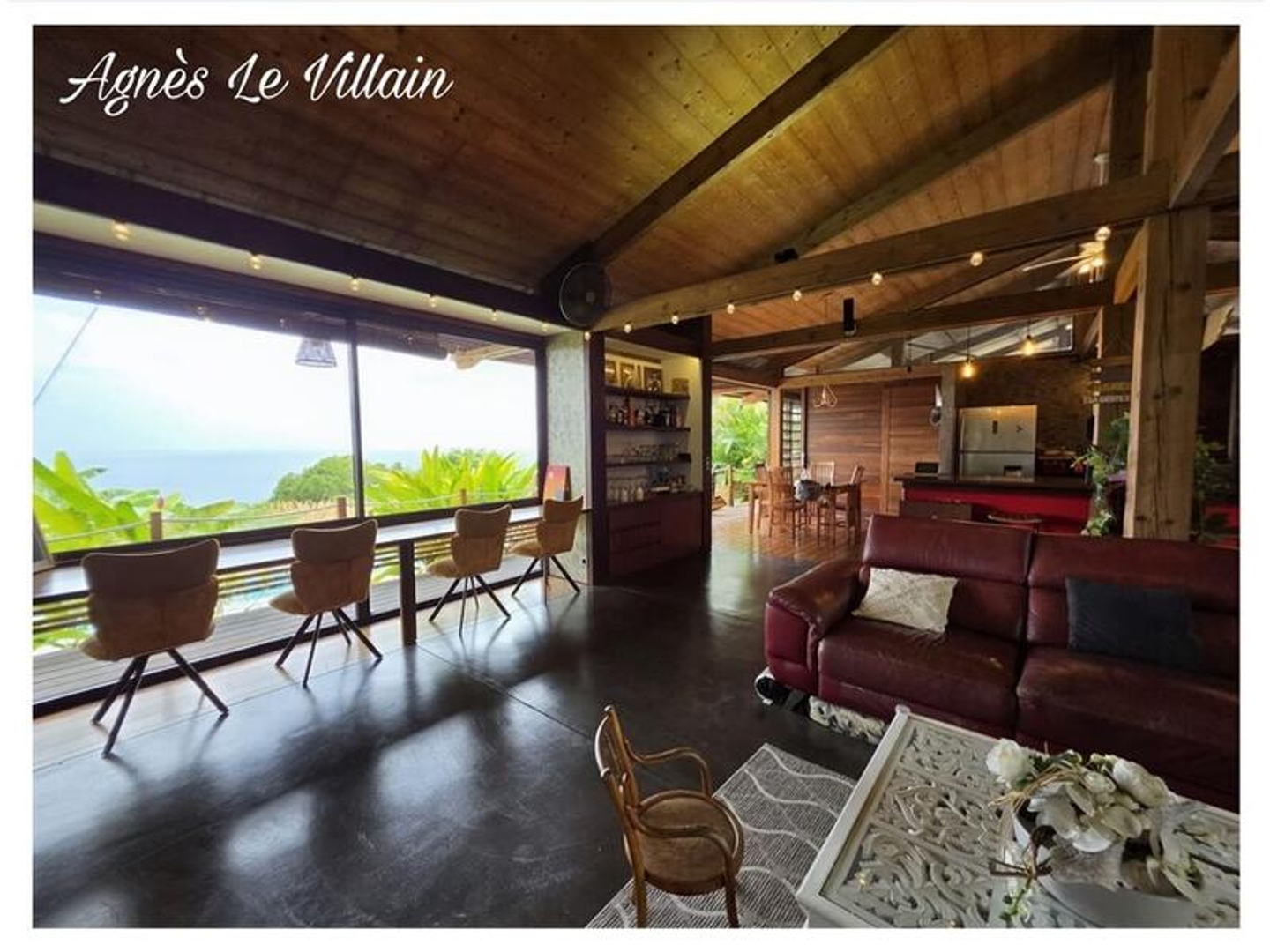 Maison à vendre - 7 pièces - 288m2 - Deshaies (97126)