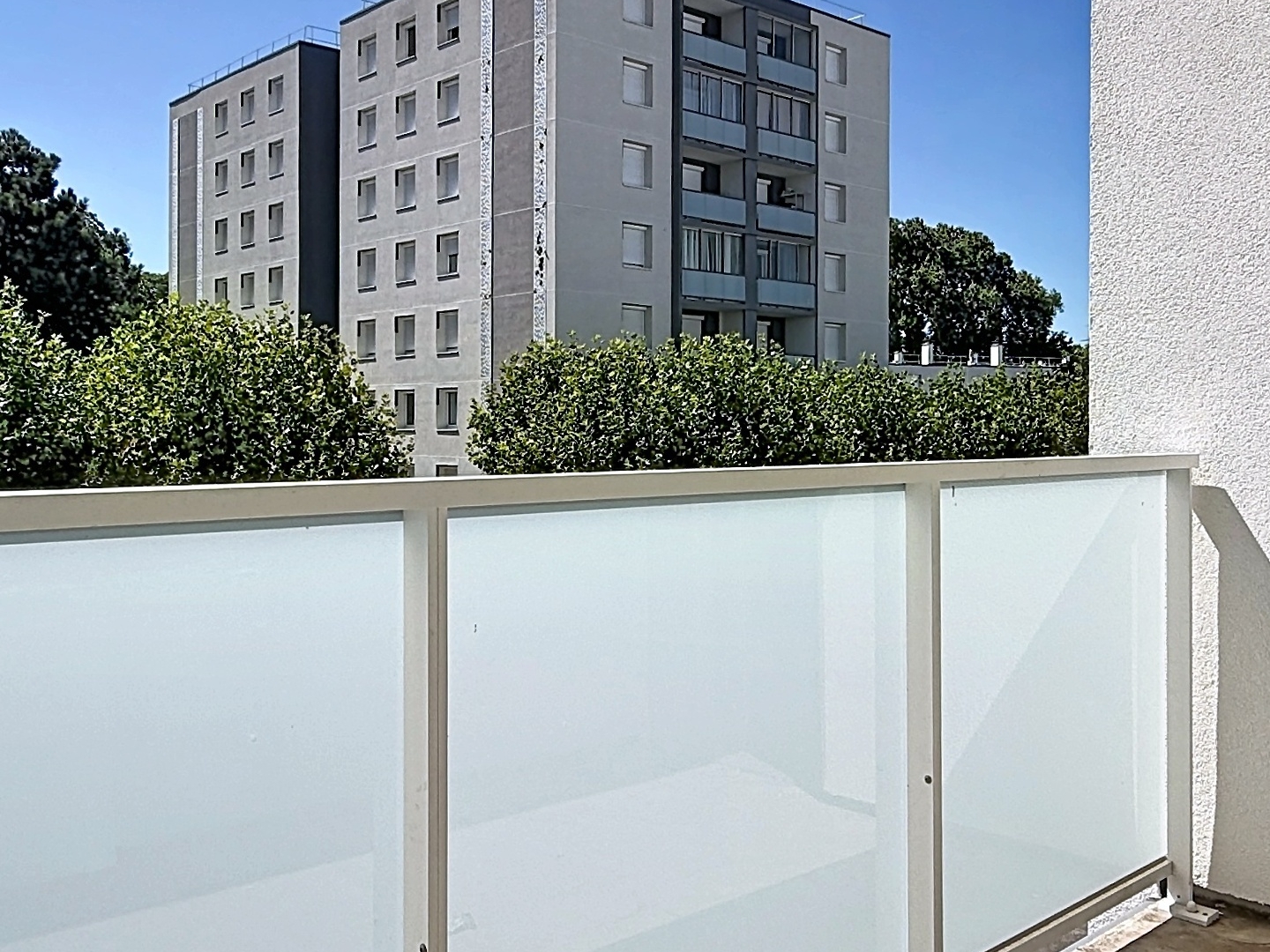 Appartement à vendre - 4 pièces - 76m2 - Bourg-Lès-Valence (26500)