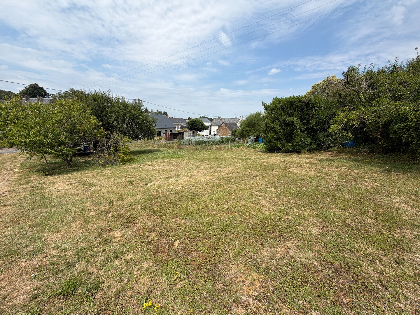 Terrain à vendre - 494m2 - Saint-Aubin-Le-Dé... (37370)