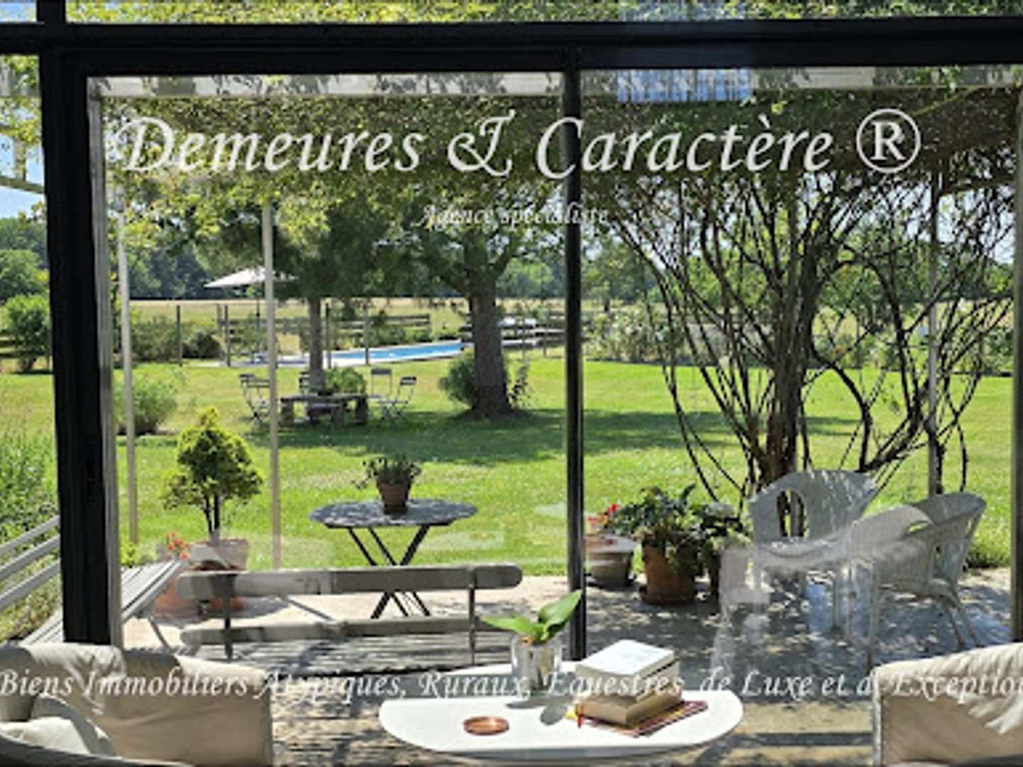 Maison à vendre - 7 pièces - 213m2 - Montbert (44140)
