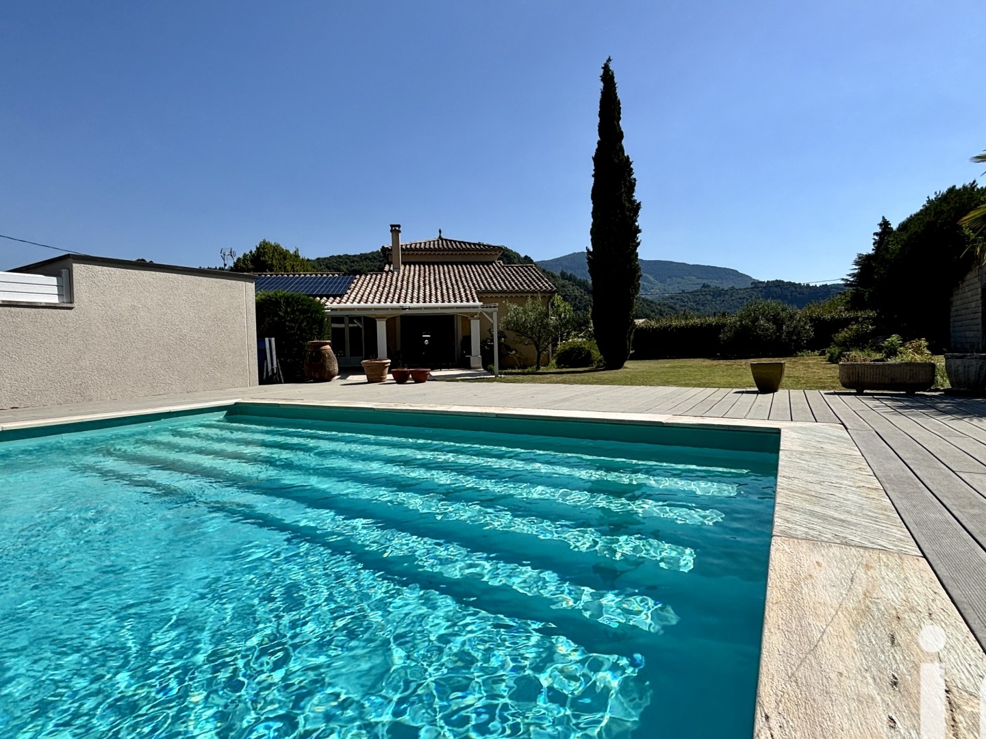 Maison 6 pièces 156 m²
