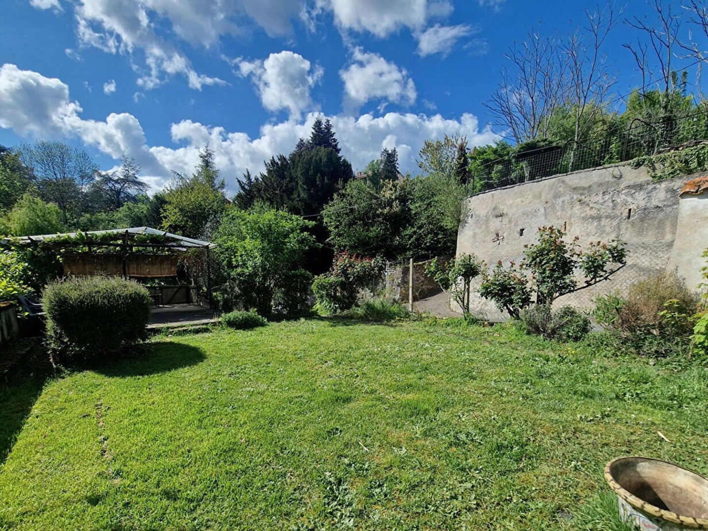 Maison à vendre - 3 pièces - 81m2 - Renaison (42370)