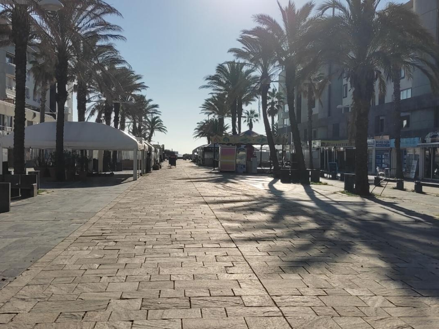 EXCLUSIVITE LE CAP D'AGDE - MURS COMMERCIAUX, LOCATION SAISONNIERE