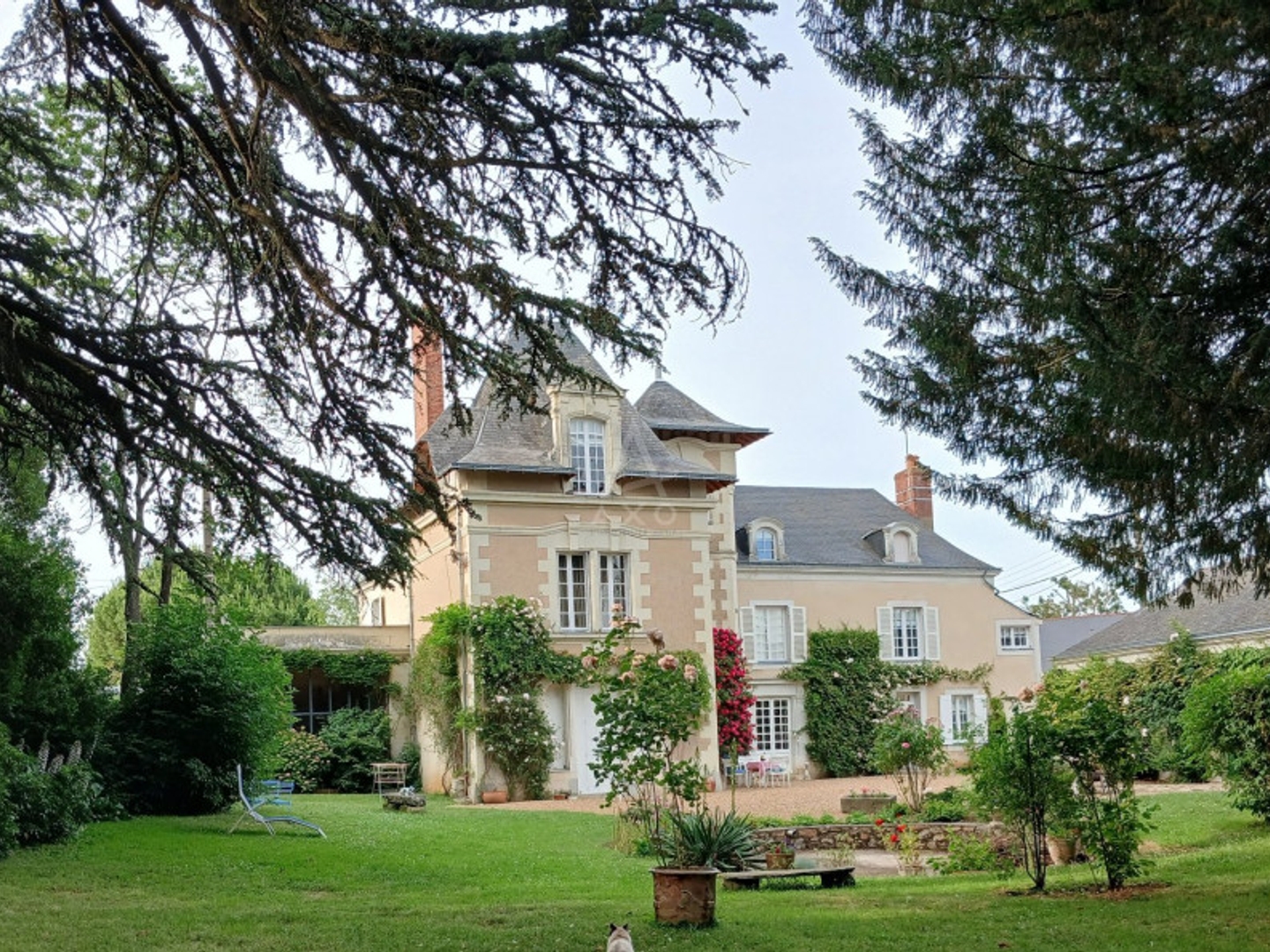 Demeure de ville et village 12 pièces 360 m²