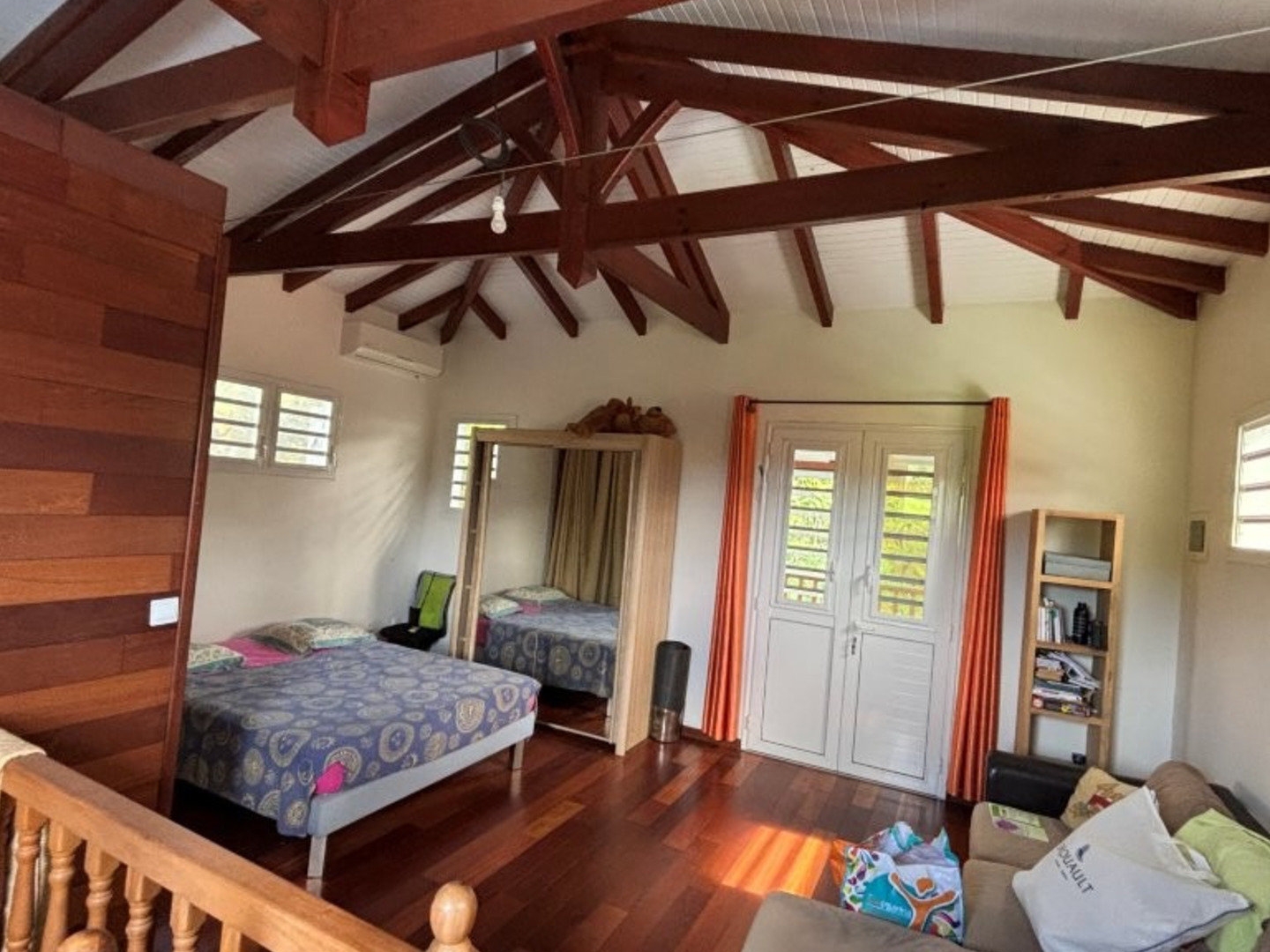 Immeuble à vendre - 8 pièces - 264m2 - Ducos (97224)