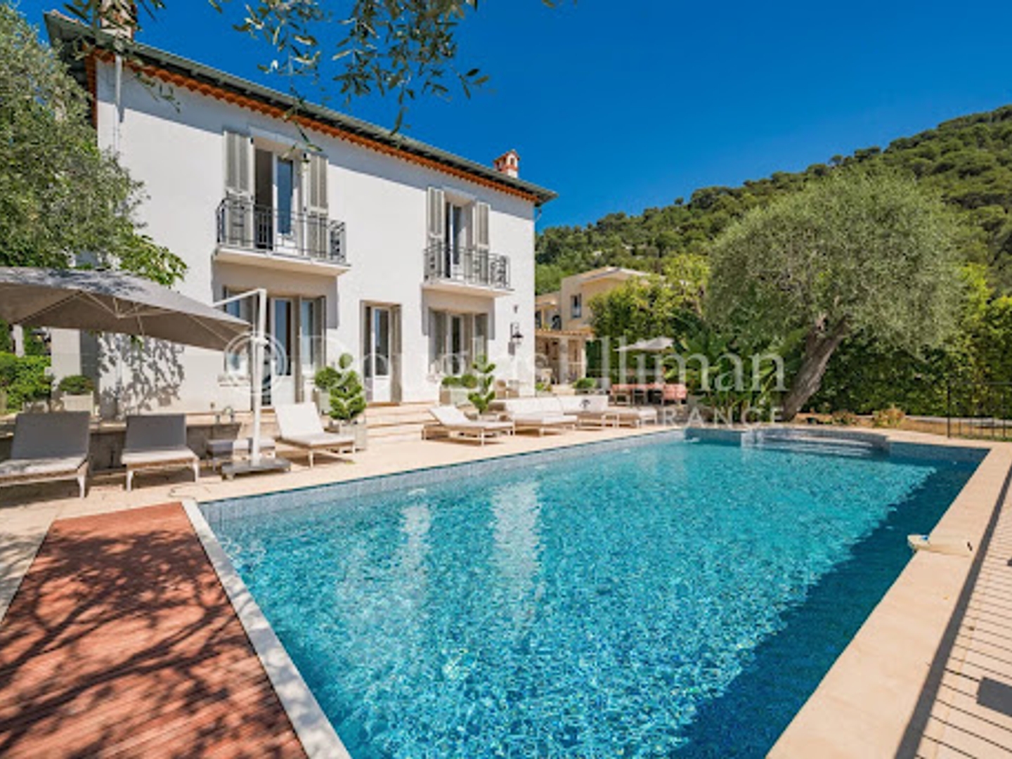 Maison à vendre - 11 pièces - 280m2 - Èze (06360)