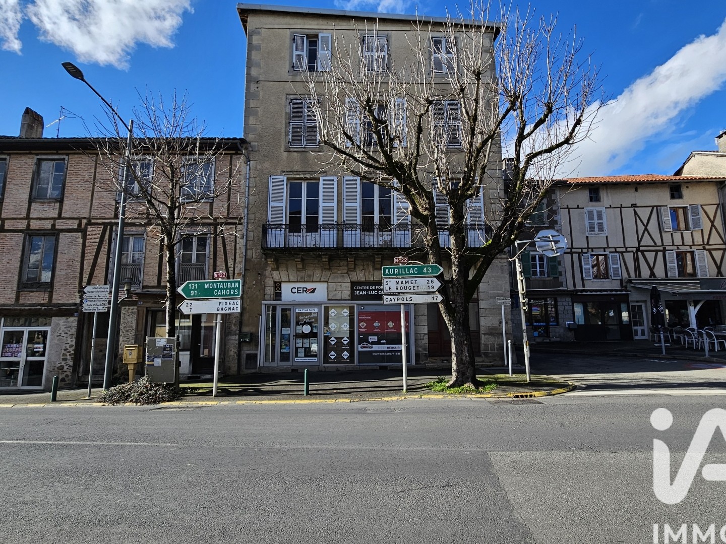 Immeuble 267 m²