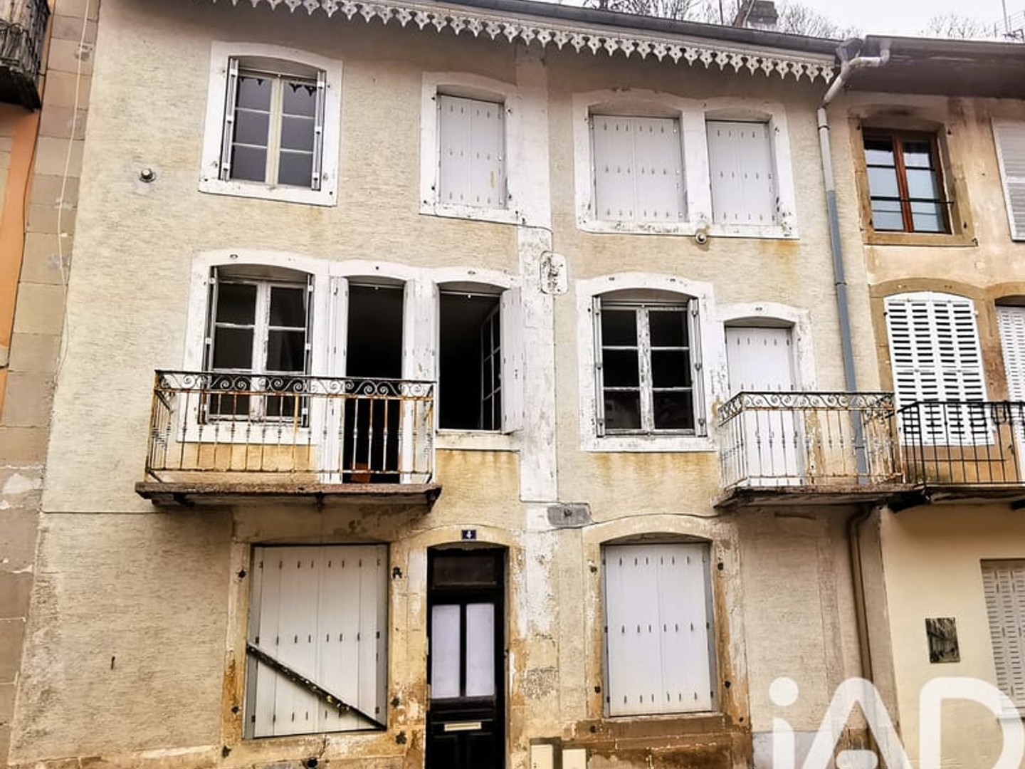 Maison avec appartements 1 pièce 270 m²