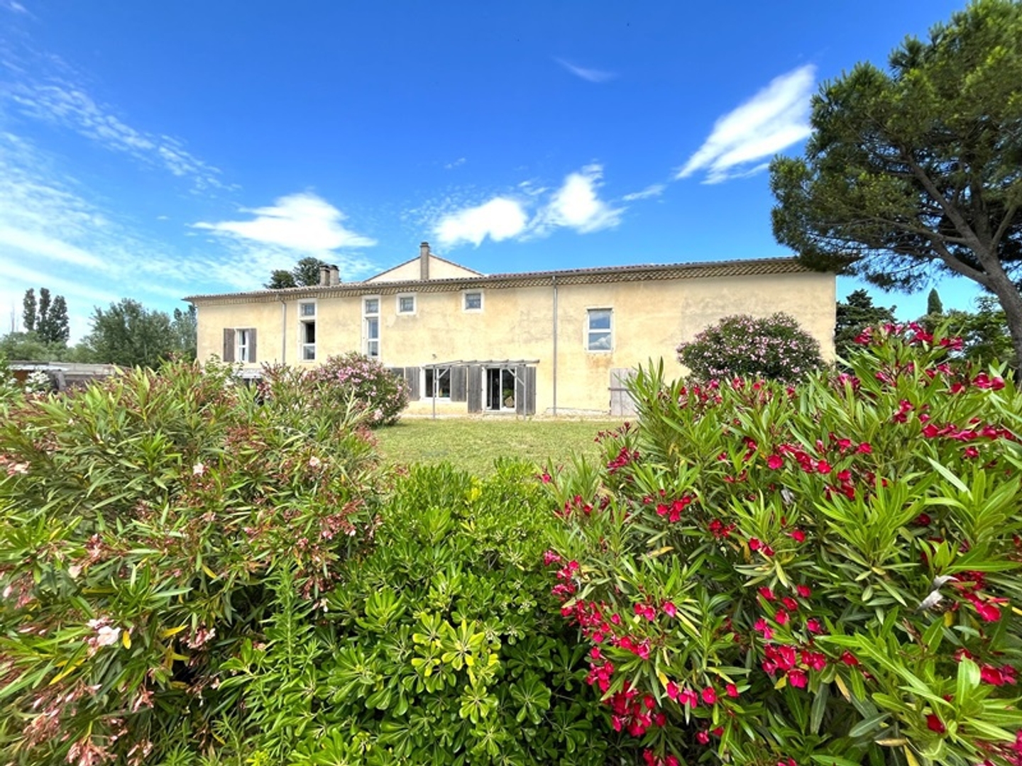 Maison 8 pièces 245 m²