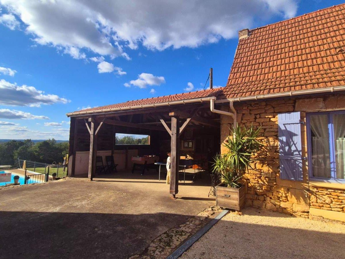 Maison à vendre - 23 pièces - 455m2 - Les Eyzies (24620)