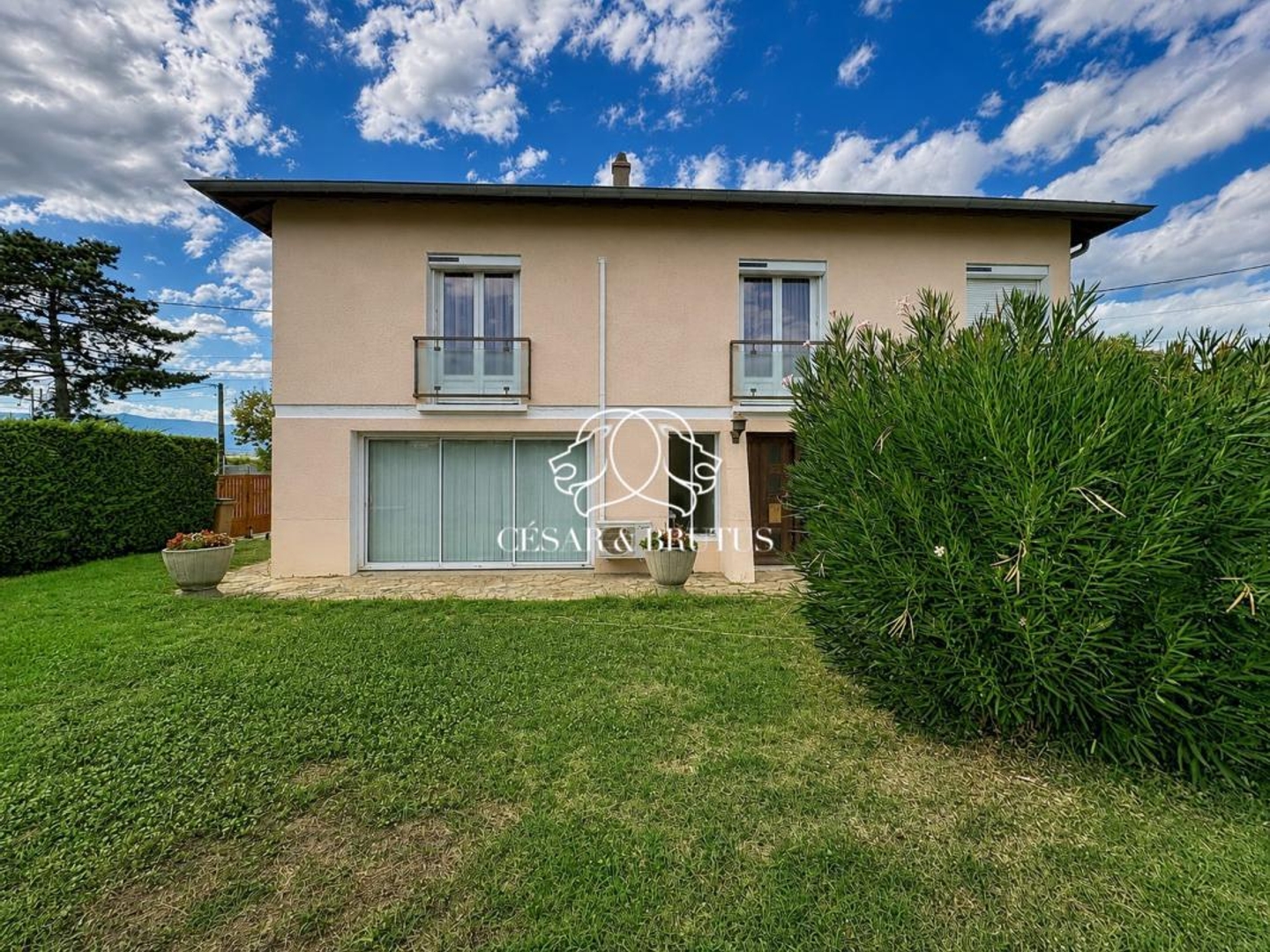Maison à vendre - 4 pièces - 150m2 - Le Péage-De-Rouss... (38550)