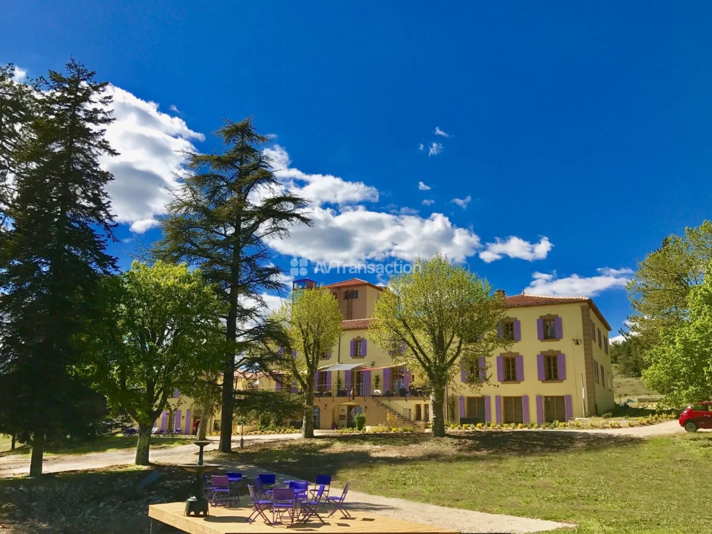 Drôme: appartement T2 avec piscine et tennis