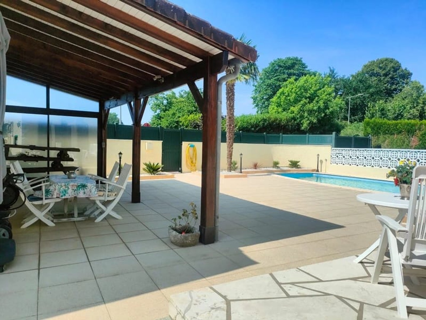 Maison à vendre - 6 pièces - 136m2 - Saint-Estèphe (24360)