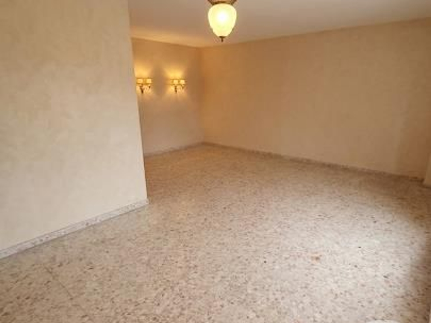 Maison à vendre - 7 pièces - 150m2 - Castres (81100)