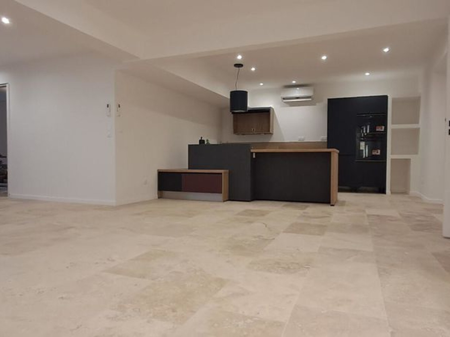 Appartement Laval 5 pièce(s) 120.09 m2 HYPER CENTRE-VILLE