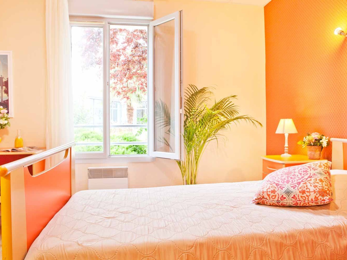 INVESTISSEMENT LOCATIF - ST JEAN D'ANGLE - Résidence Ehpad l'Ombrière - 6,61% de rentabilité.