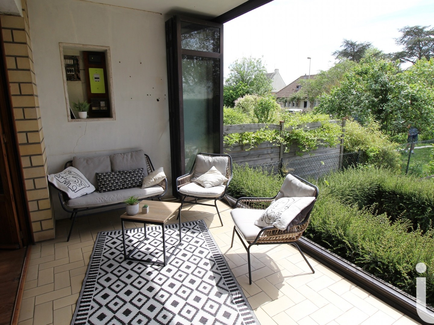 Commerce 6 pièces 116 m²