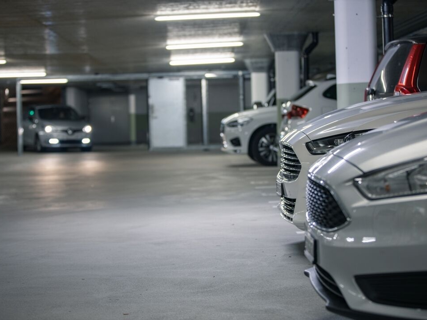 PARKING SOUS SOL 13008