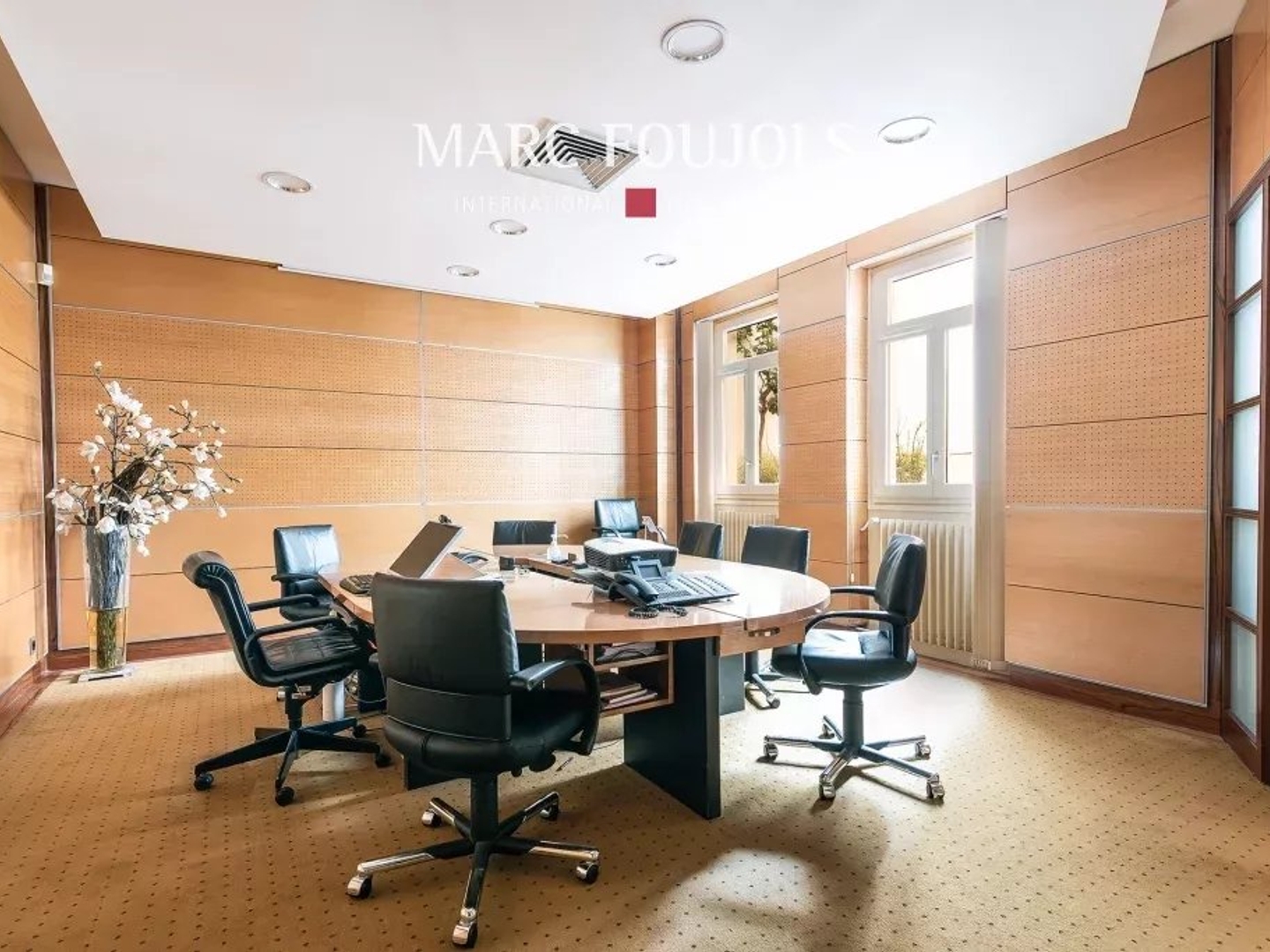 Bureaux à vendre - 8 pièces - 259m2 - Paris 7e (75007)