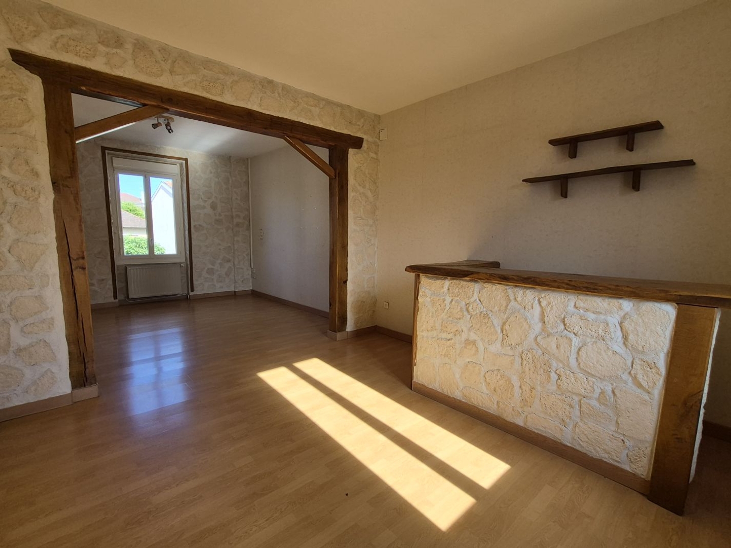 Maison à vendre - 7 pièces - 160m2 - Saint-Paul-De-Varax (01240)