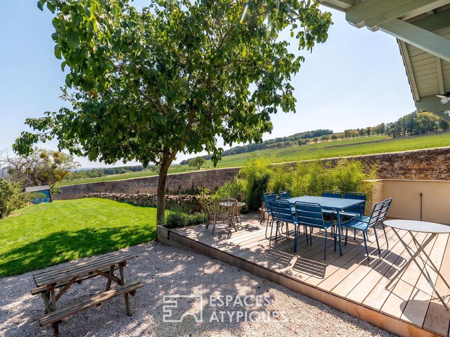 Maison à vendre - 7 pièces - 170m2 - Lachassagne (69480)