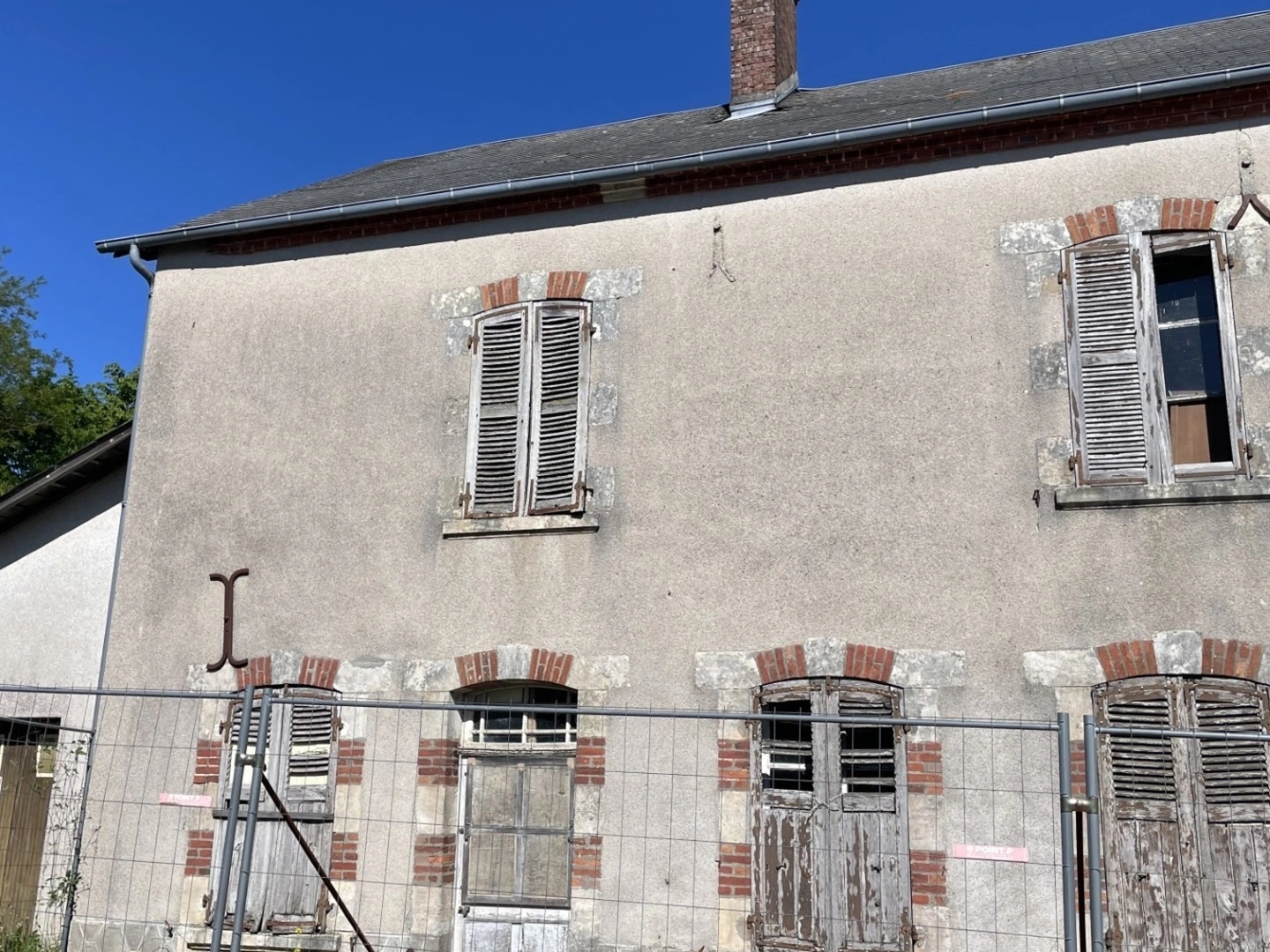 Maison à vendre - 3 pièces - 160m2 - La Chapelotte (18250)