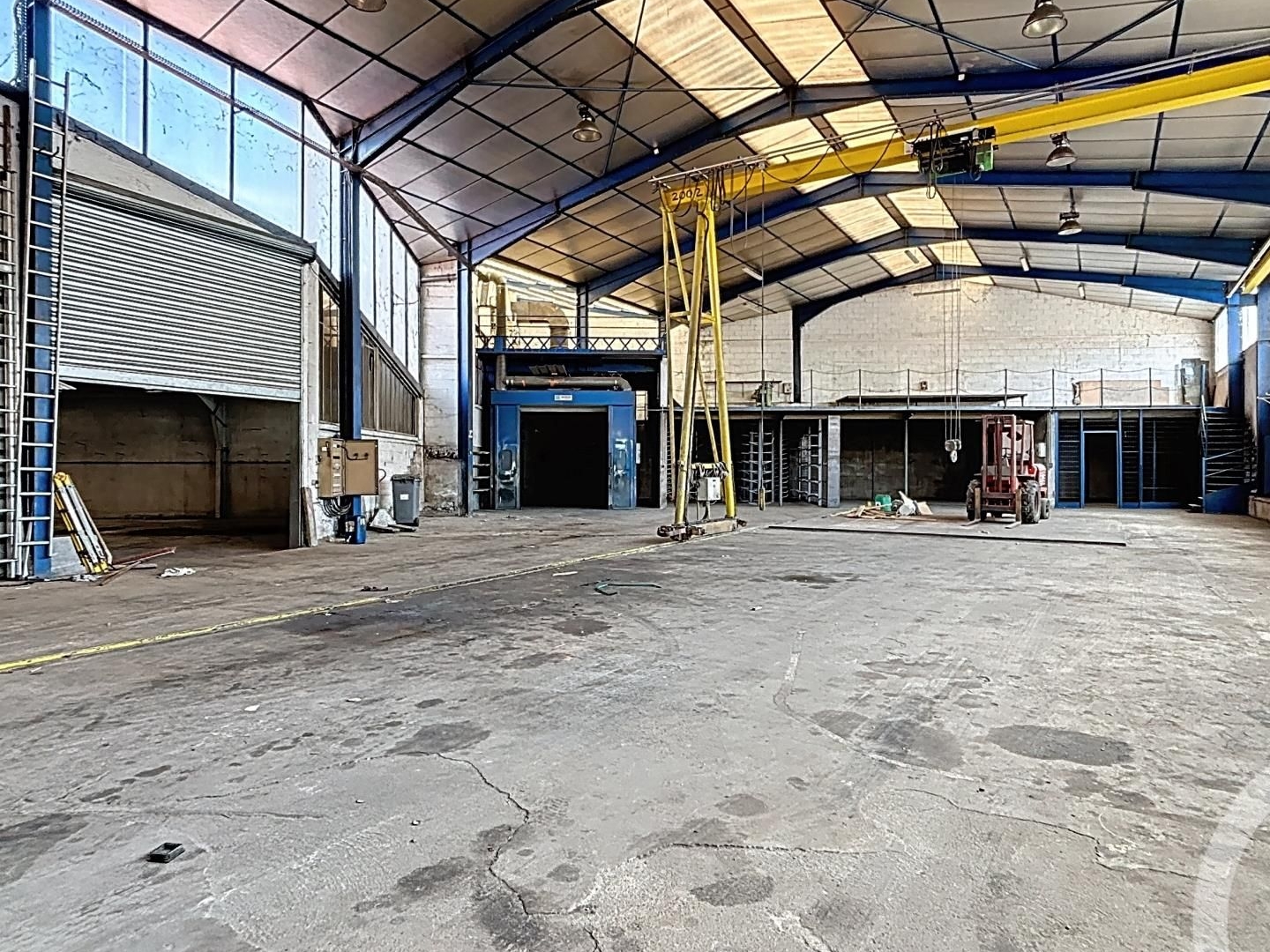 Locaux à vendre - 1200m2 - Le Puy-En-Velay (43000)