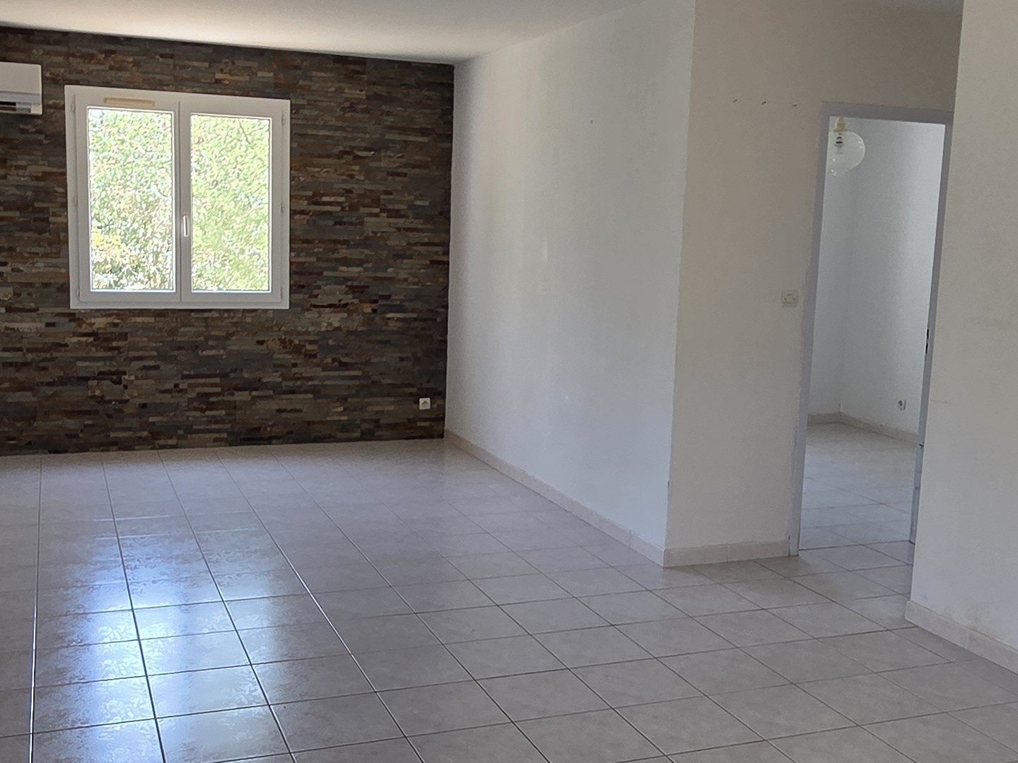 Maison à vendre - 2 pièces - 58m2 - Paulhan (34230)