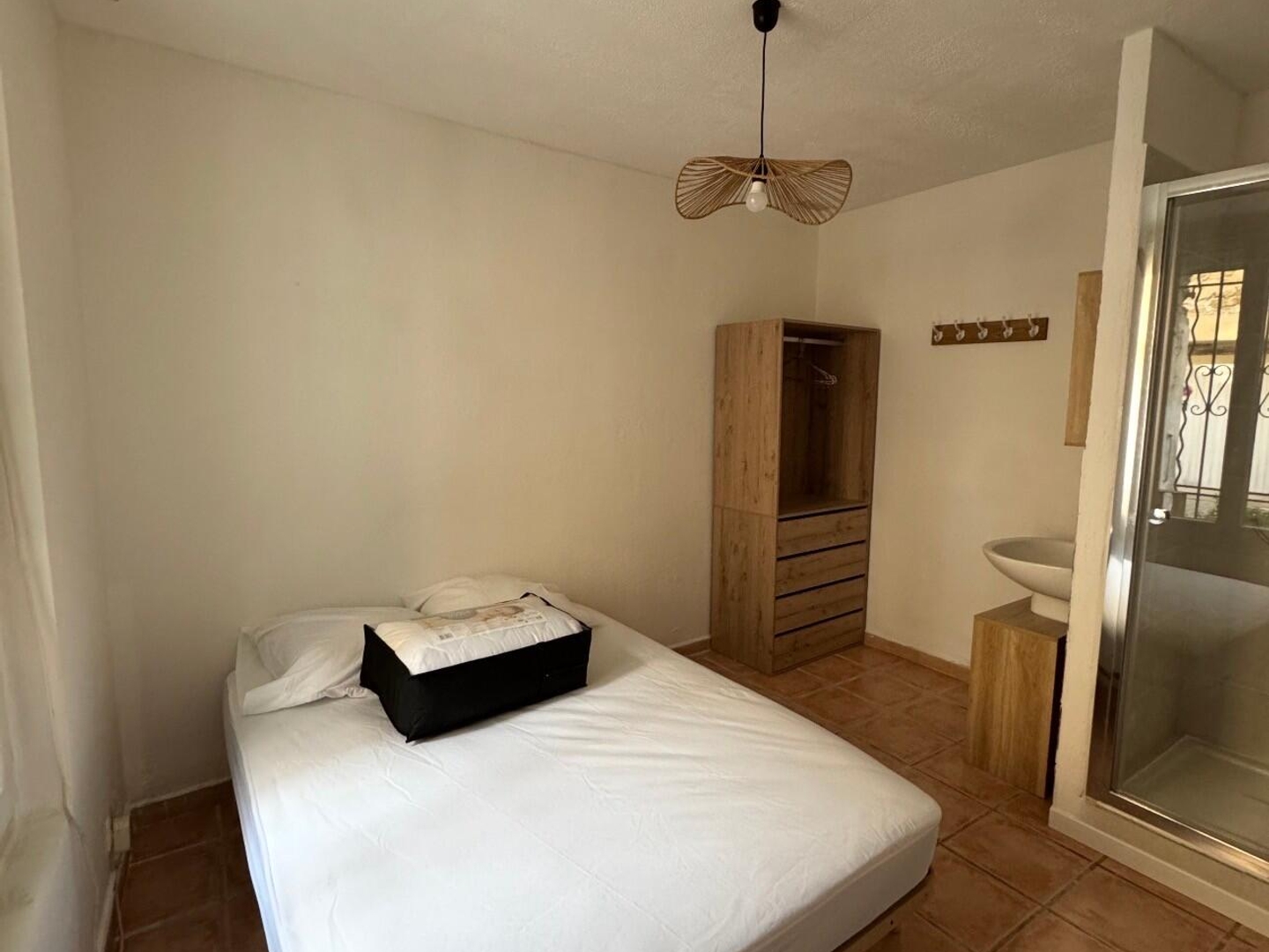 Immeuble à vendre - 10 pièces - 145m2 - Piolenc (84420)