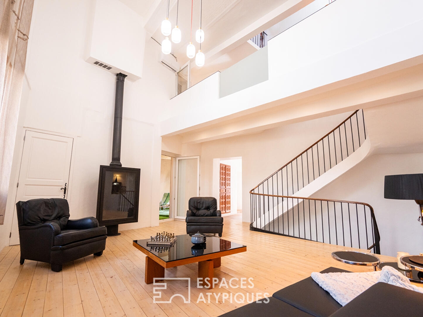 Maison à vendre - 11 pièces - 670m2 - Vinça (66320)