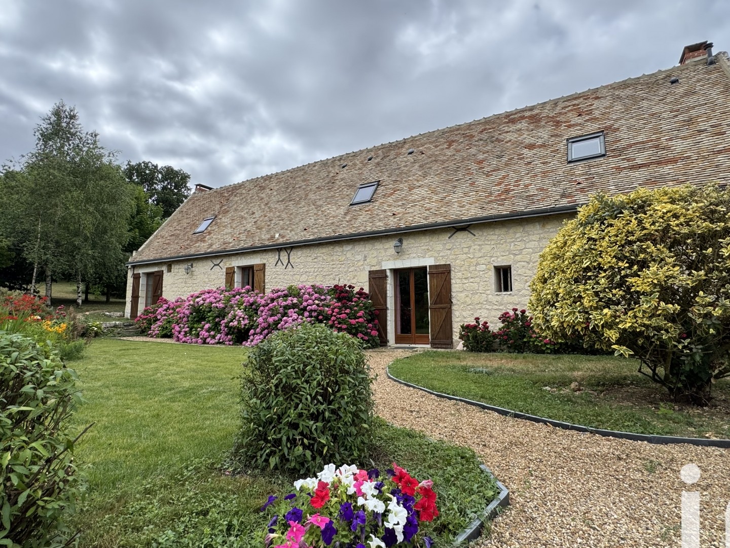 Maison 11 pièces 288 m²