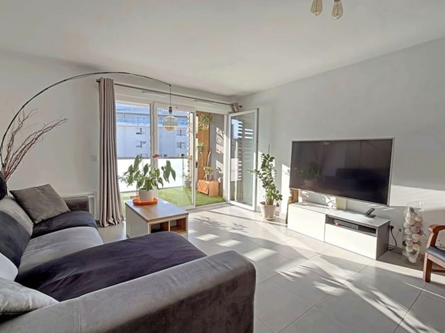 Appartement à vendre - 3 pièces - 65m2 - Marseille 8e (13008)