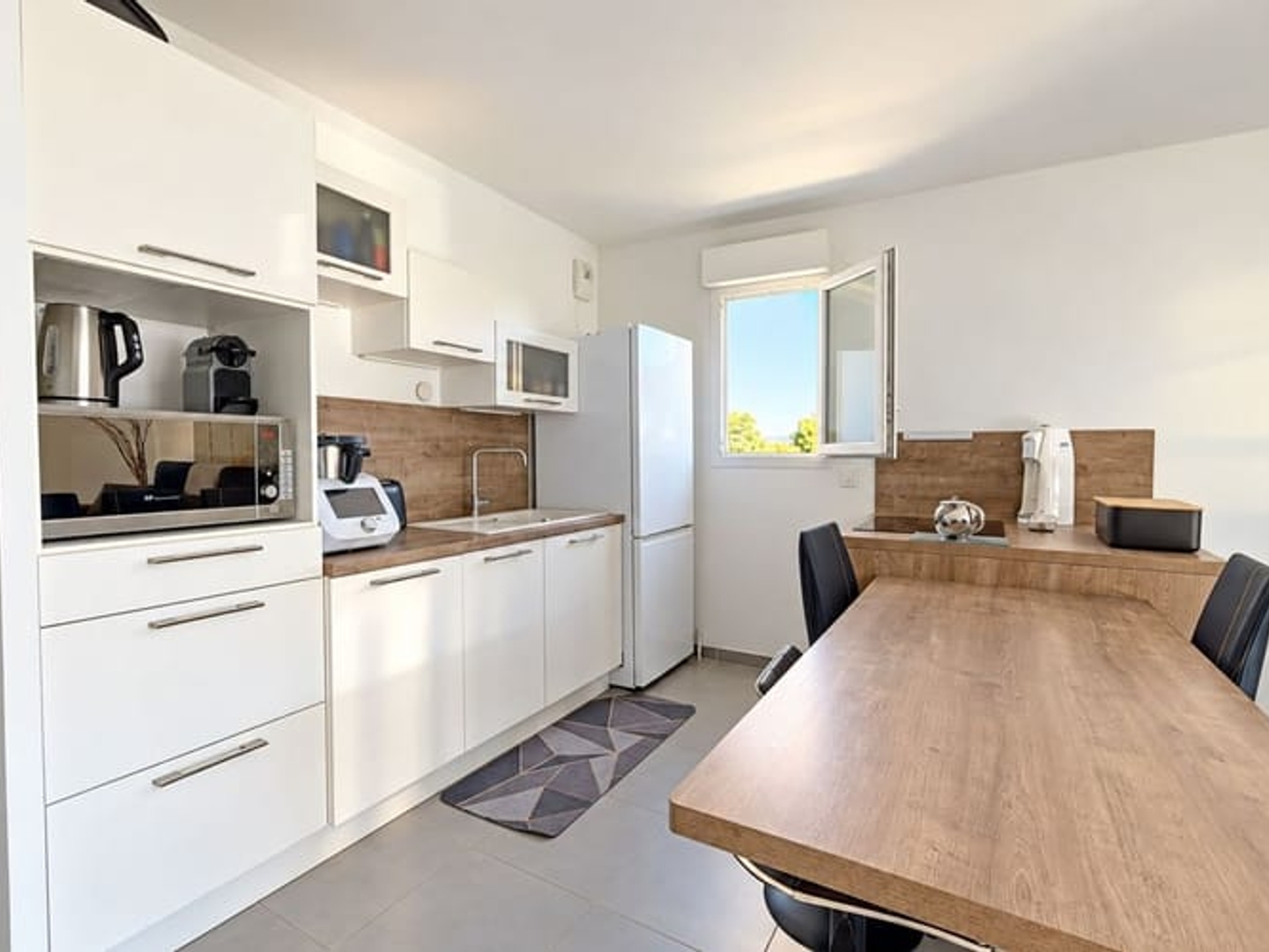 Appartement à vendre - 3 pièces - 65m2 - Marseille 8e (13008)