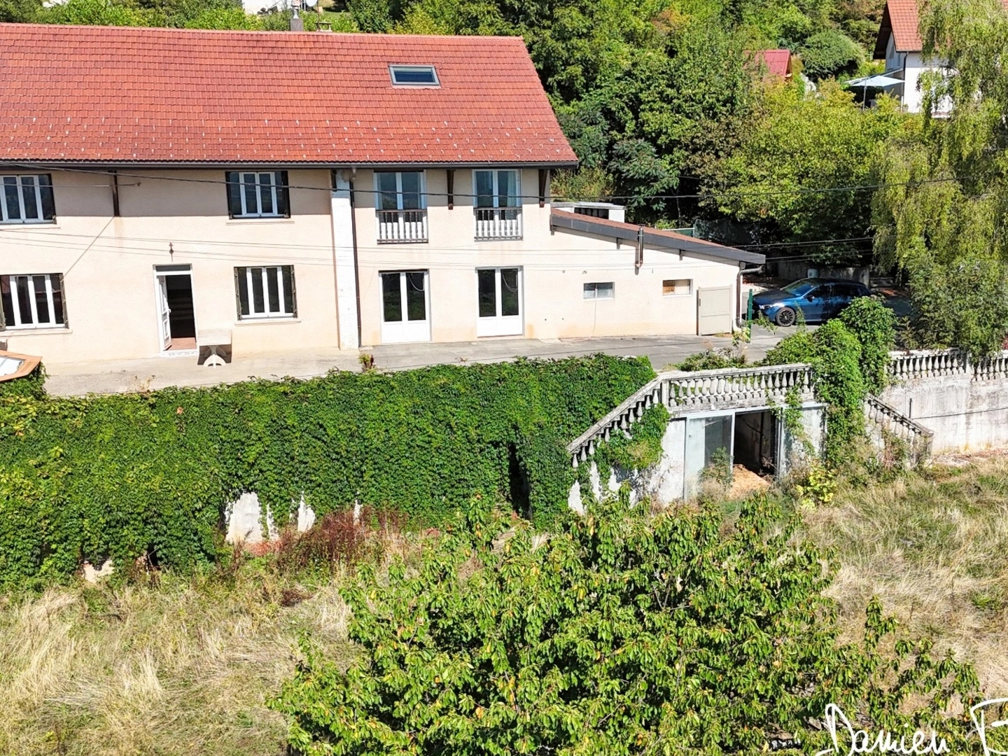 Maison à vendre - 8 pièces - 264m2 - Péron (01630)
