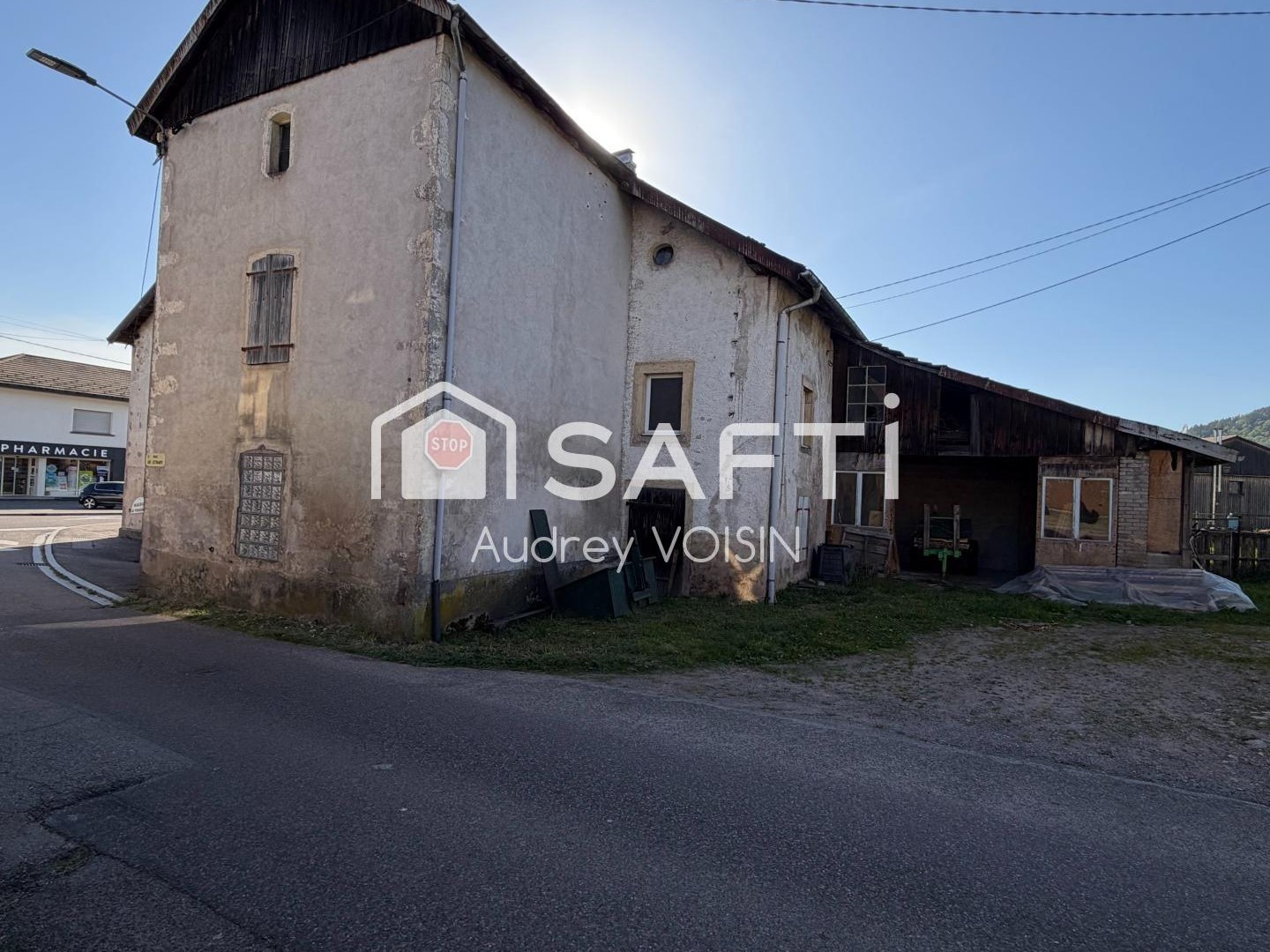 Maison à vendre - 8 pièces - 233m2 - Ramonchamp (88160)