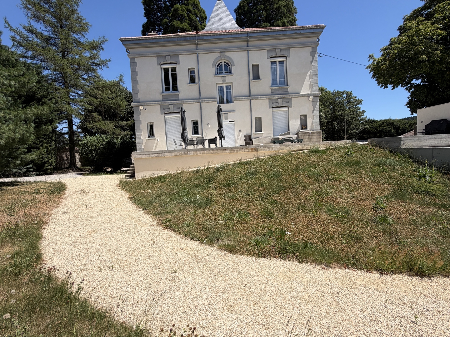 Maison à vendre - 7 pièces - 208m2 - Marlhes (42660)